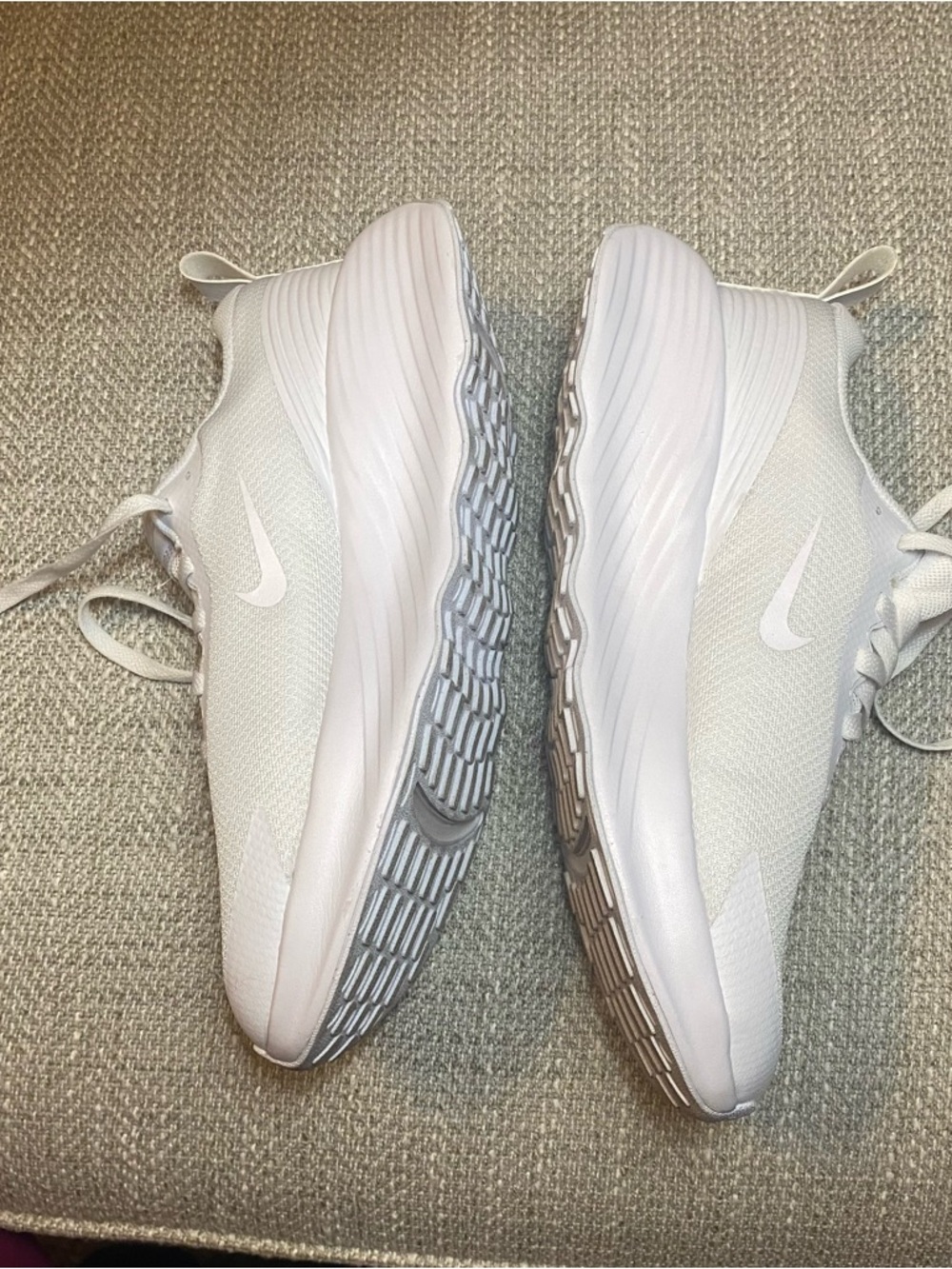 Nike Women's Promina White Mesh Running Sneakers size 9.5 - Picture 4 of 16